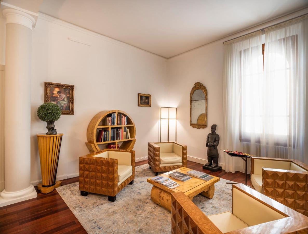 Affittacamere Aqa Palace